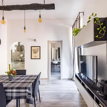 Vakantiehuis Palazzo Mormando - Modern Napels