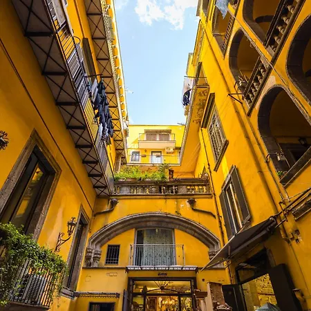 Palazzo Mormando - Modern Hébergement de vacances *